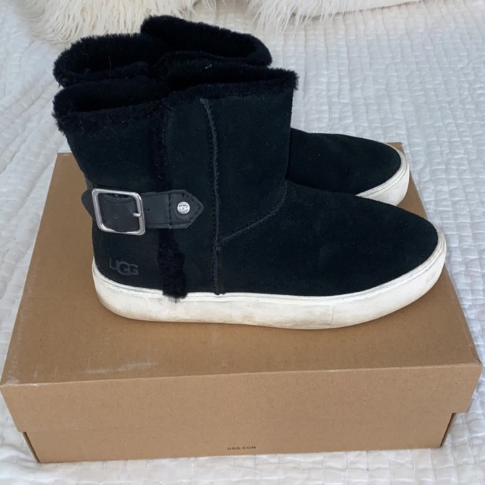 UGG Aika Sneaker boot
